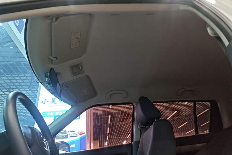 Used Suzuki Swift 2014 1.3L Manual Standard Edition Headliner