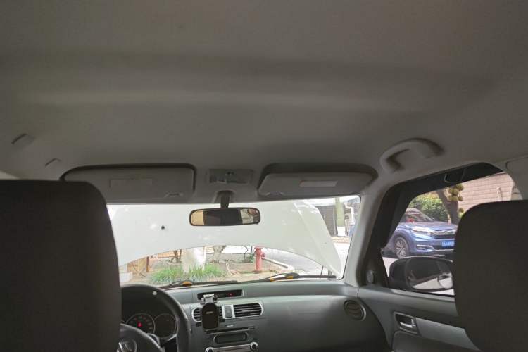 Used Suzuki Swift 2014 1.3L Manual Standard Edition Headliner