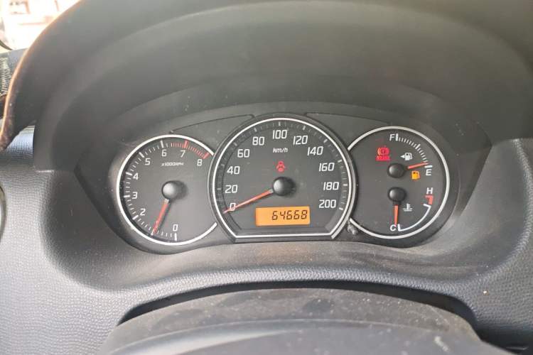Used Suzuki Swift 2014 1.3L Manual Standard Edition Instrument Cluster