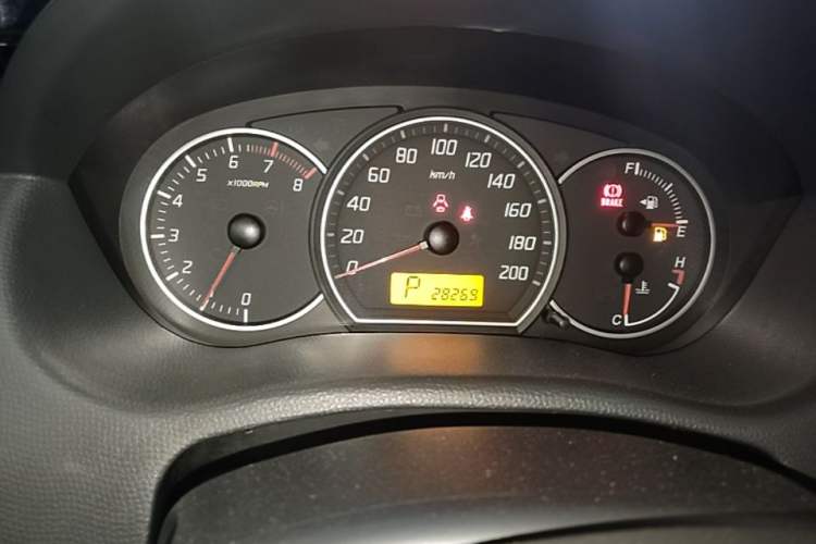 Used Suzuki Swift 2014 1.5L Automatic Fashion Edition Instrument Cluster