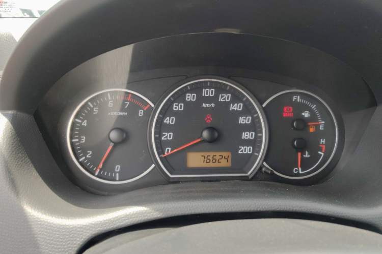 Used Suzuki Swift 2014 1.3L Manual Standard Edition Instrument Cluster