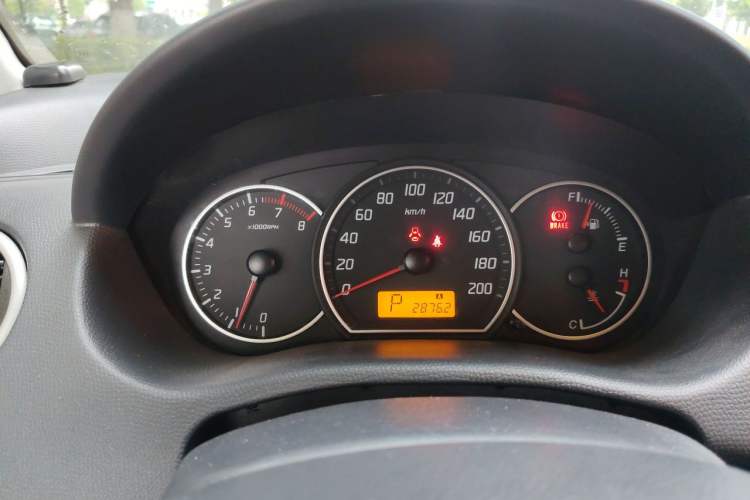 Used Suzuki Swift 2014 1.5L Automatic Fashion Edition Instrument Cluster