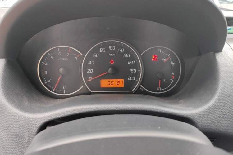 Used Suzuki Swift 2014 1.3L Manual Standard Edition Instrument Cluster
