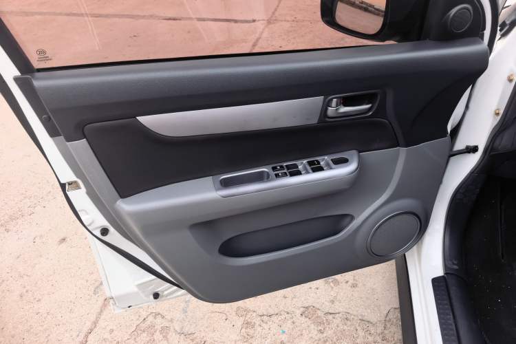 Used Suzuki Swift 2014 1.5L Automatic Fashion Edition Interior 1