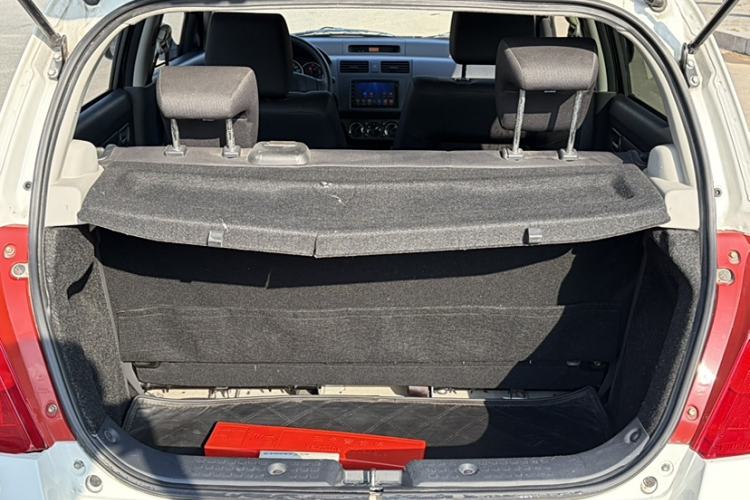 Used Suzuki Swift 2014 1.3L Manual Standard Edition Interior 12