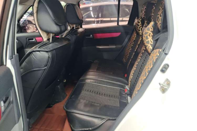 Used Suzuki Swift 2014 1.3L Manual Standard Edition Interior 2