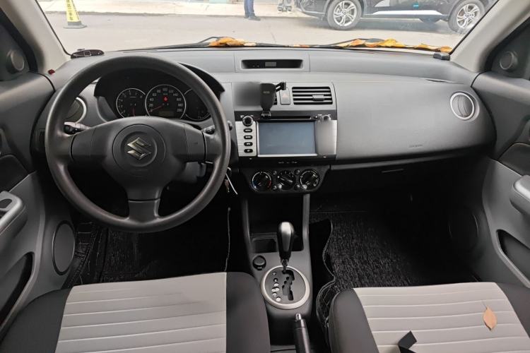 Used Suzuki Swift 2014 1.5L Automatic Fashion Edition Interior 2
