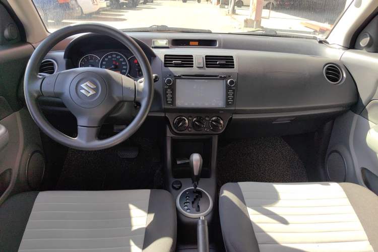 Used Suzuki Swift 2014 1.5L Automatic Fashion Edition Interior 3