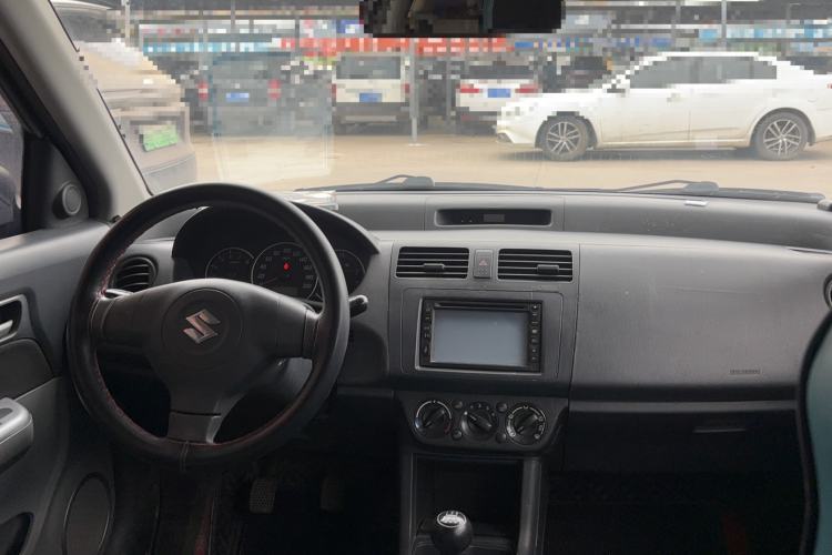 Used Suzuki Swift 2014 1.3L Manual Standard Edition Interior 3