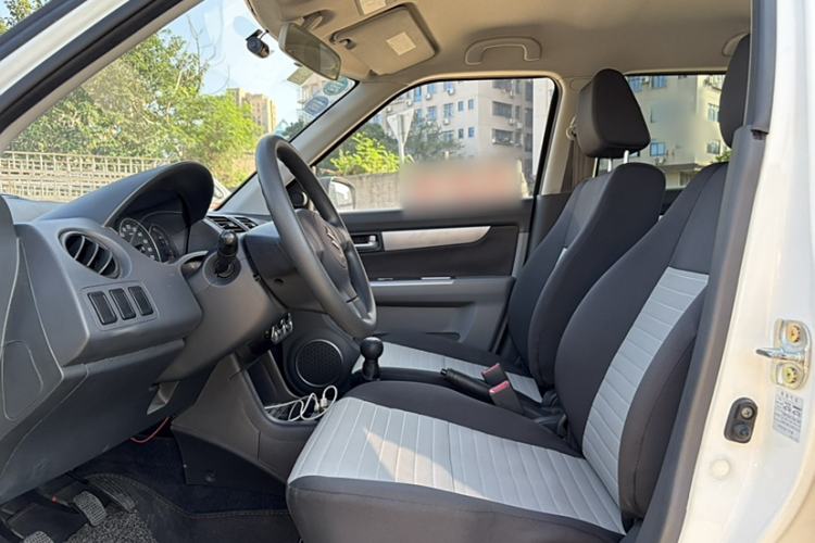 Used Suzuki Swift 2014 1.3L Manual Standard Edition Interior 6
