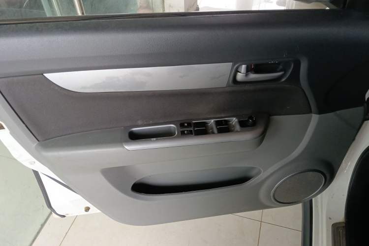 Used Suzuki Swift 2014 1.5L Automatic Fashion Edition Interior 7