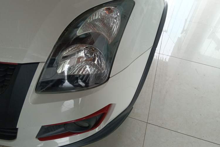 Used Suzuki Swift 2014 1.5L Automatic Fashion Edition Left Front Headlight