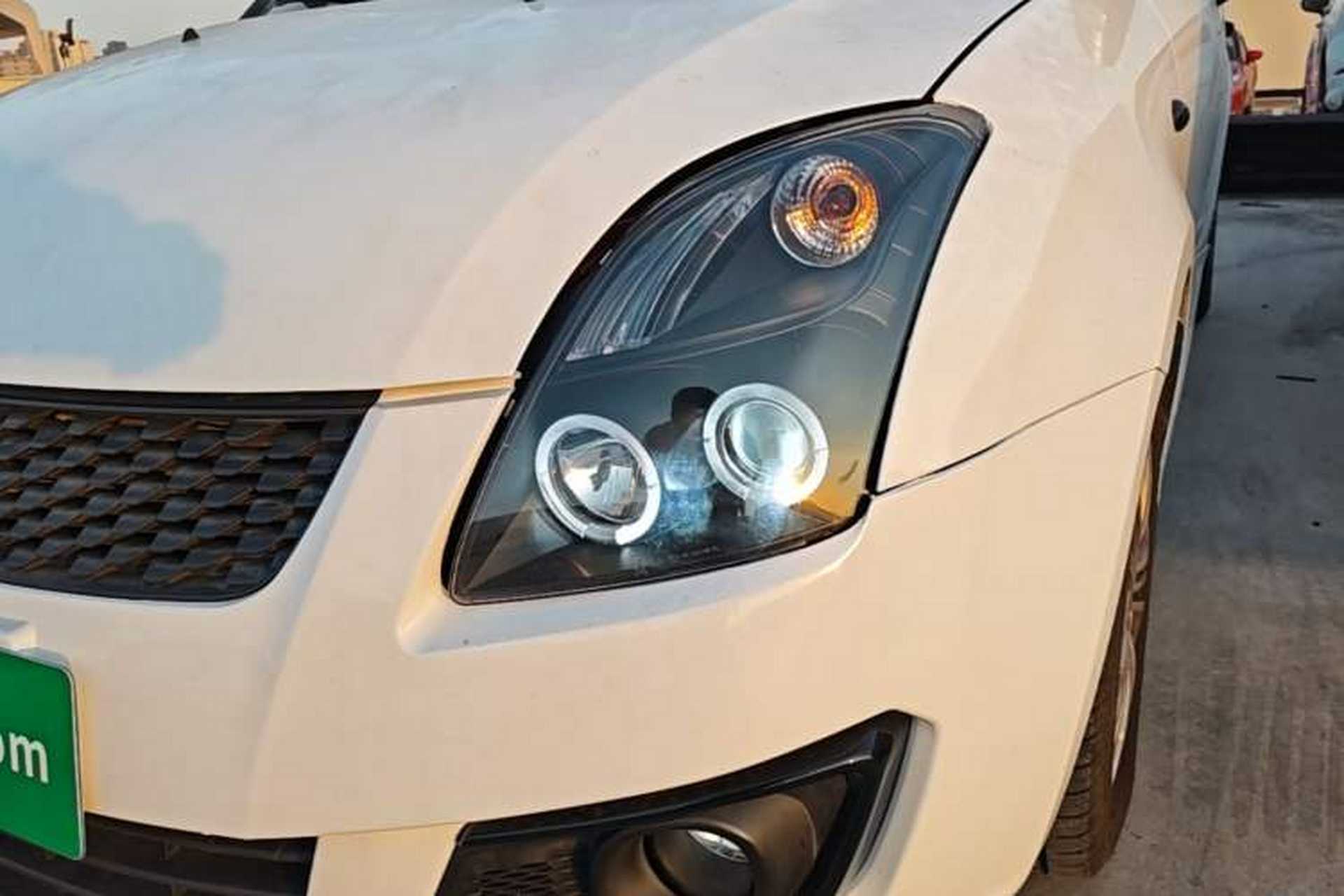 Used Suzuki Swift 2014 1.5L Automatic Fashion Edition Left Front Headlight