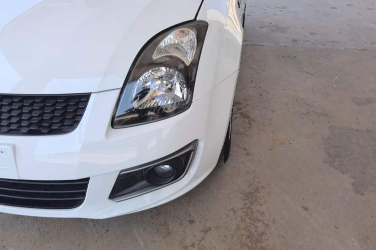 Used Suzuki Swift 2014 1.5L Automatic Fashion Edition Left Front Headlight
