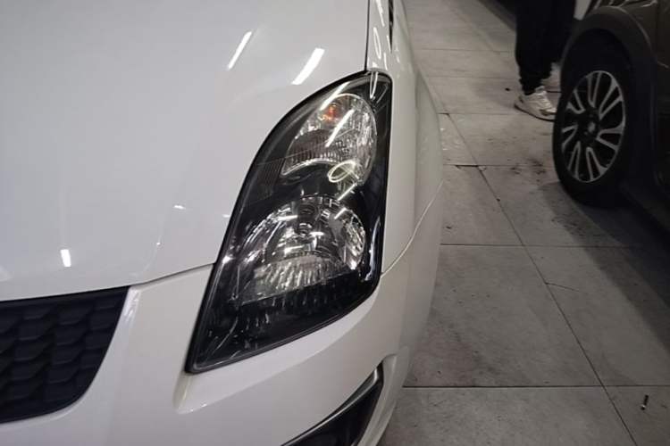 Used Suzuki Swift 2014 1.5L Automatic Fashion Edition Left Front Headlight