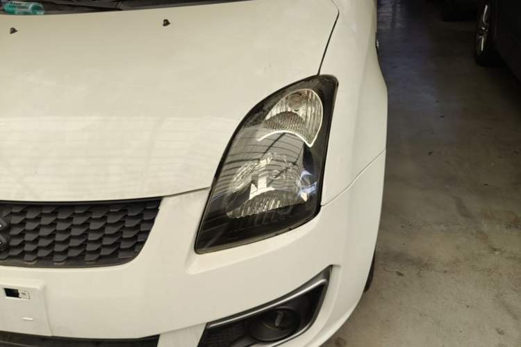 Used Suzuki Swift 2014 1.5L Automatic Fashion Edition Left Front Headlight