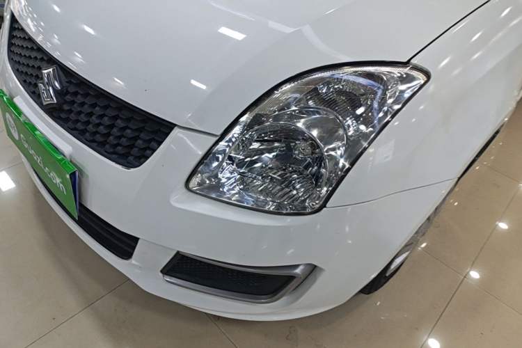 Used Suzuki Swift 2014 1.3L Manual Standard Edition Left Front Headlight