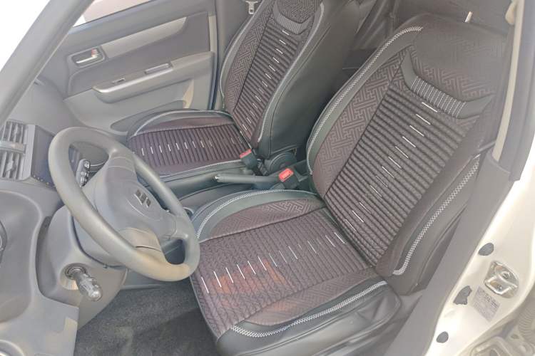 Used Suzuki Swift 2014 1.5L Automatic Fashion Edition Left Front Seat