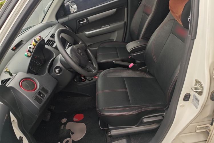Used Suzuki Swift 2014 1.5L Automatic Fashion Edition Left Front Seat