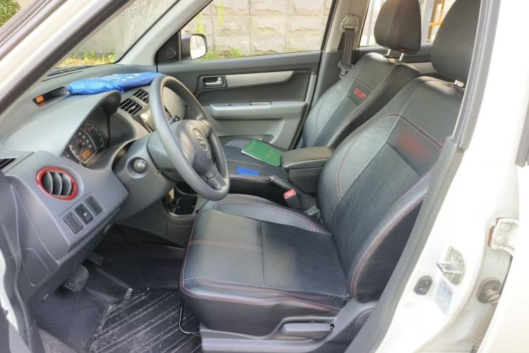 Used Suzuki Swift 2014 1.5L Automatic Fashion Edition Left Front Seat