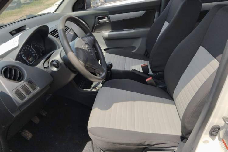 Used Suzuki Swift 2014 1.3L Manual Standard Edition Left Front Seat