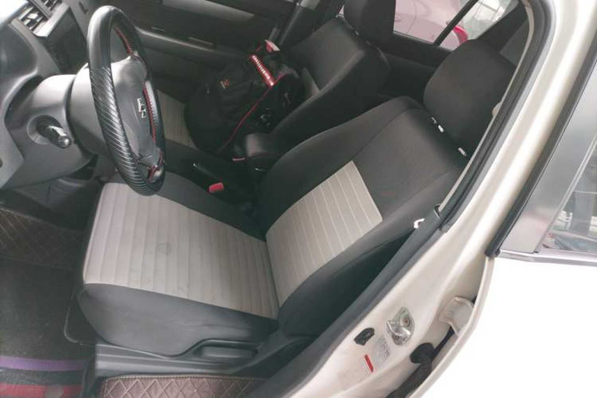 Used Suzuki Swift 2014 1.5L Automatic Fashion Edition Left Front Seat