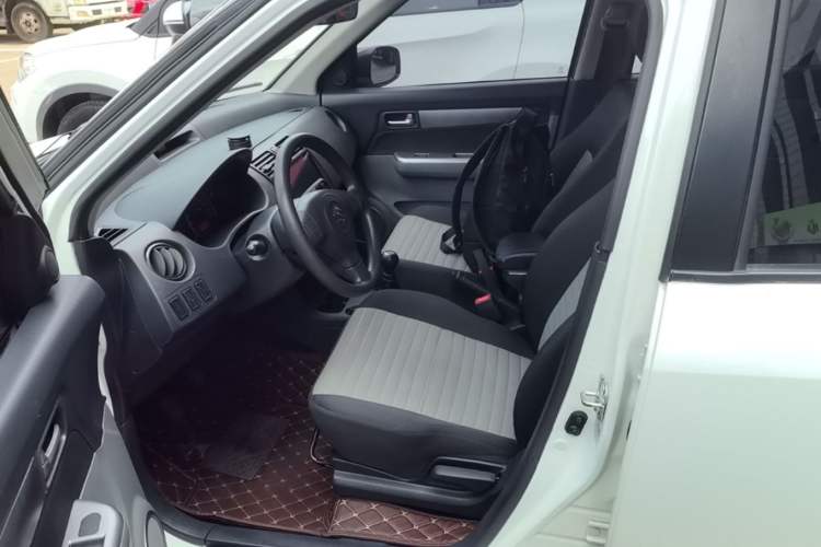 Used Suzuki Swift 2014 1.3L Manual Standard Edition Left Front Seat