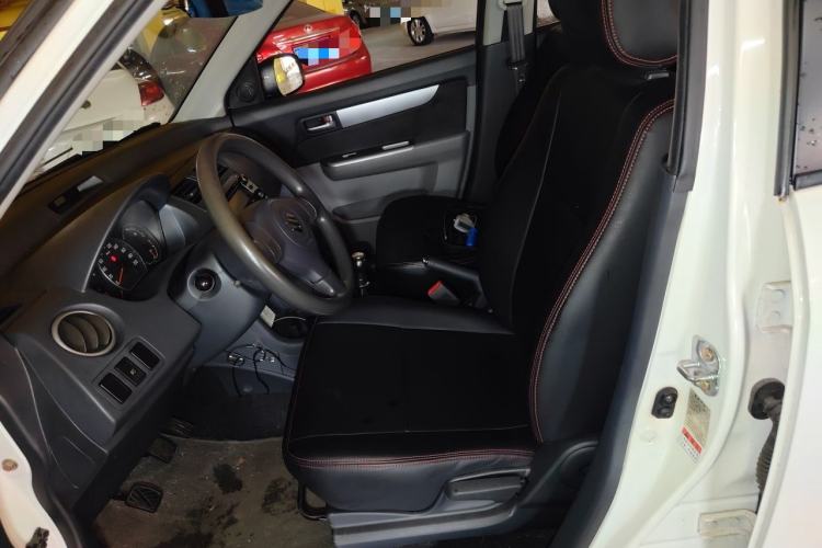 Used Suzuki Swift 2014 1.5L Manual Fashion Edition Left Front Seat