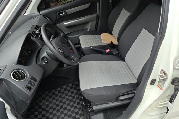 Used Suzuki Swift 2014 1.5L Automatic Fashion Edition Left Front Seat