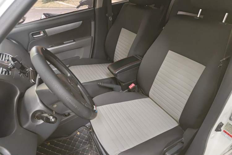 Used Suzuki Swift 2014 1.3L Manual Standard Edition Left Front Seat