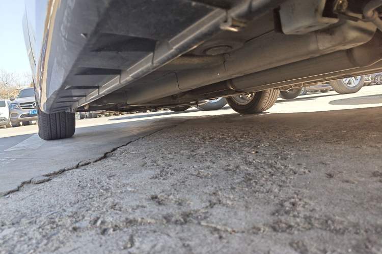Used Suzuki Swift 2014 1.5L Automatic Fashion Edition Left Side Sill