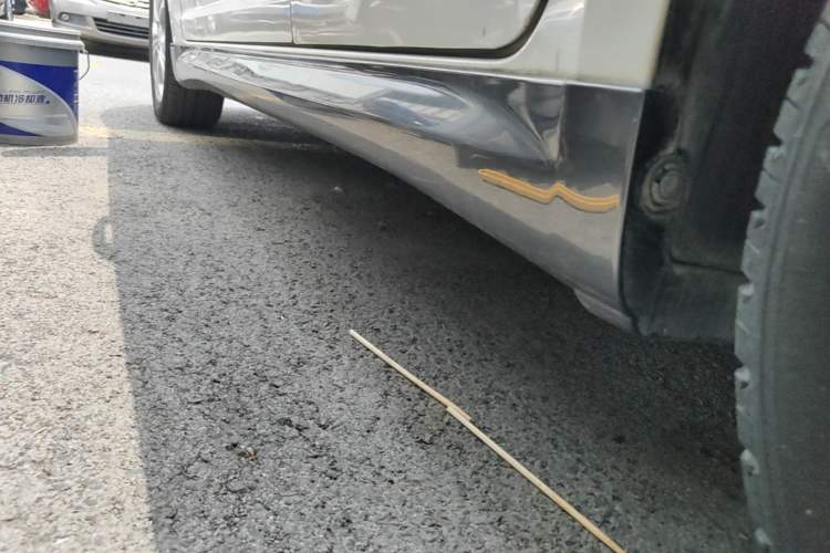 Used Suzuki Swift 2014 1.5L Automatic Fashion Edition Left Side Sill
