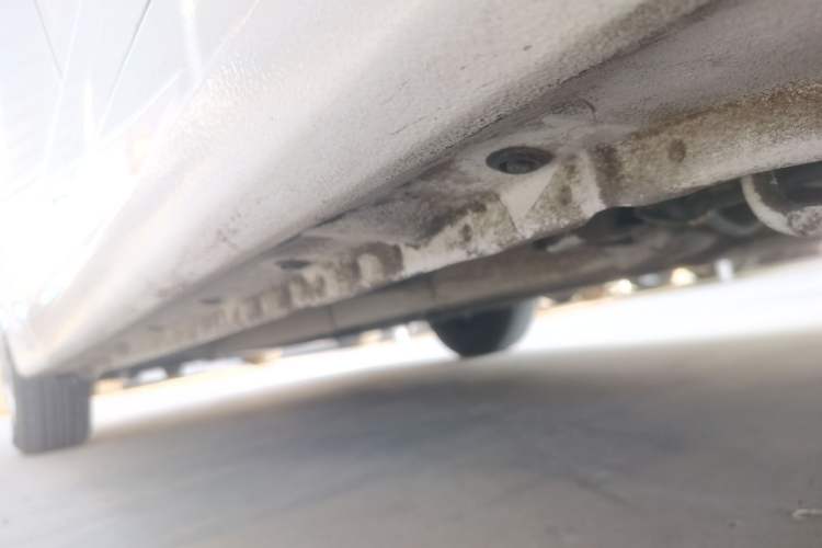 Used Suzuki Swift 2014 1.3L Manual Standard Edition Left Side Sill