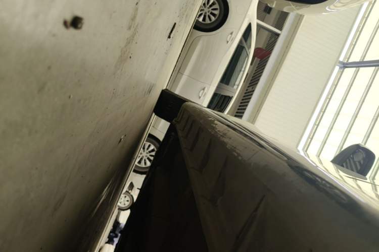 Used Suzuki Swift 2014 1.5L Automatic Fashion Edition Left Side Sill
