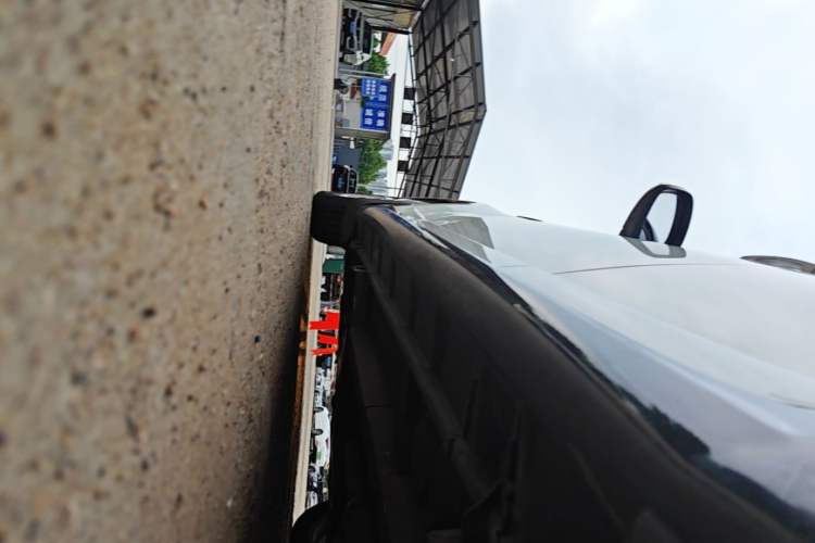 Used Suzuki Swift 2014 1.5L Automatic Fashion Edition Left Side Sill