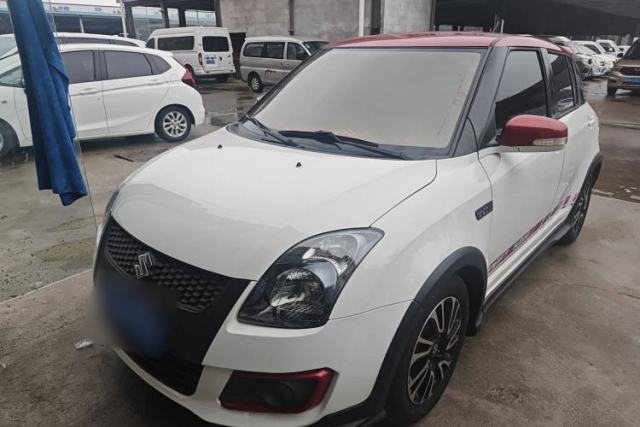 Suzuki Swift 2014 1.5L Automatic Fashion Edition مستعملة