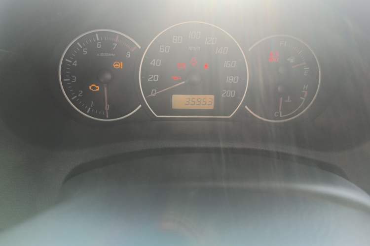 Used Suzuki Swift 2014 1.3L Manual Standard Edition Odometer Close Up