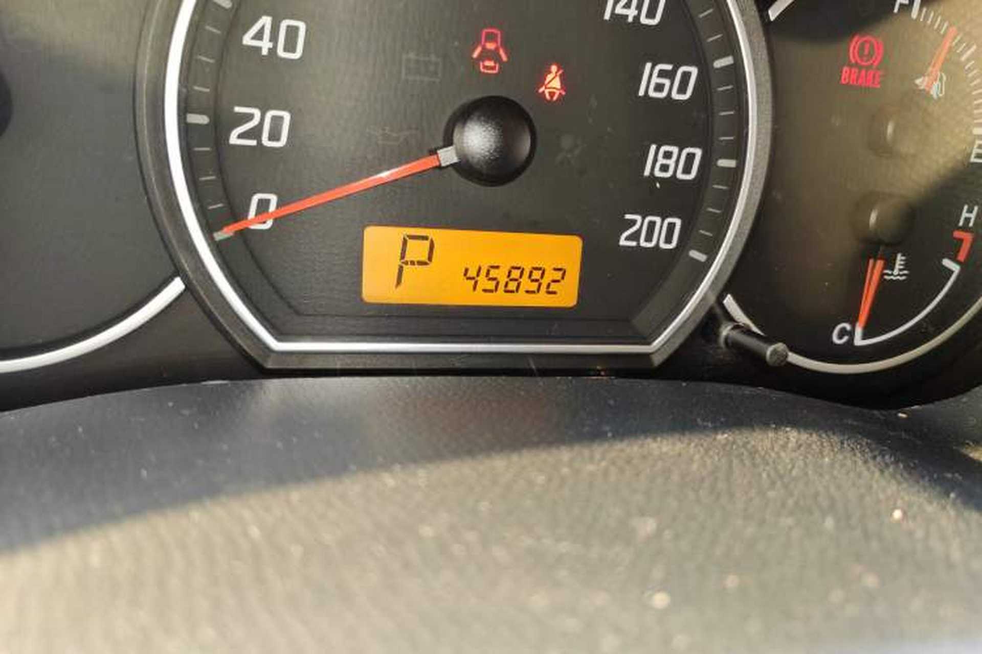 Used Suzuki Swift 2014 1.5L Automatic Fashion Edition Odometer Close Up