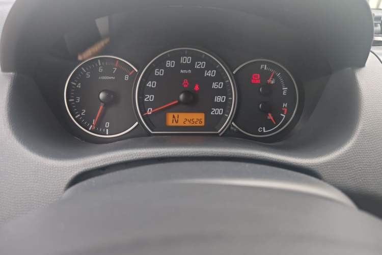 Used Suzuki Swift 2014 1.5L Automatic Fashion Edition Odometer Close Up