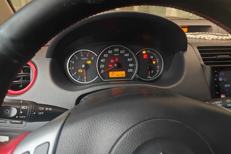 Used Suzuki Swift 2014 1.5L Automatic Fashion Edition Odometer Close Up