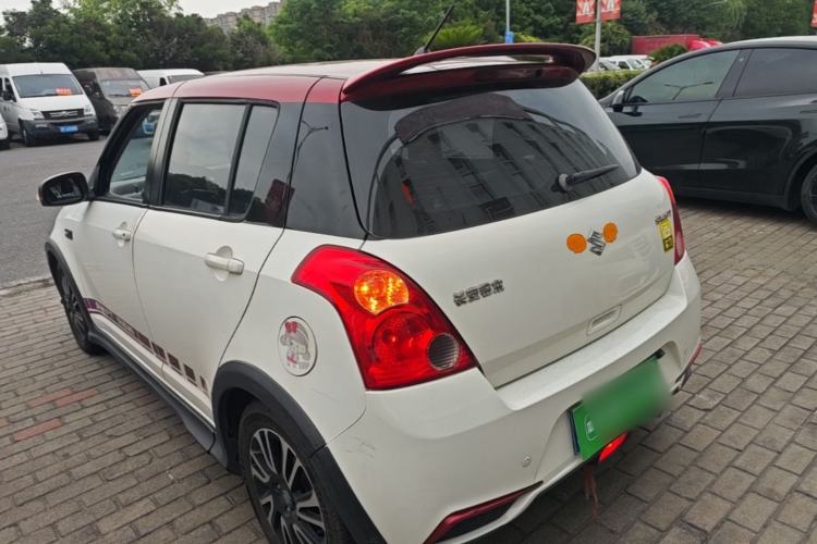 Used Suzuki Swift 2014 1.5L Automatic Fashion Edition Rear Left 45 Deg