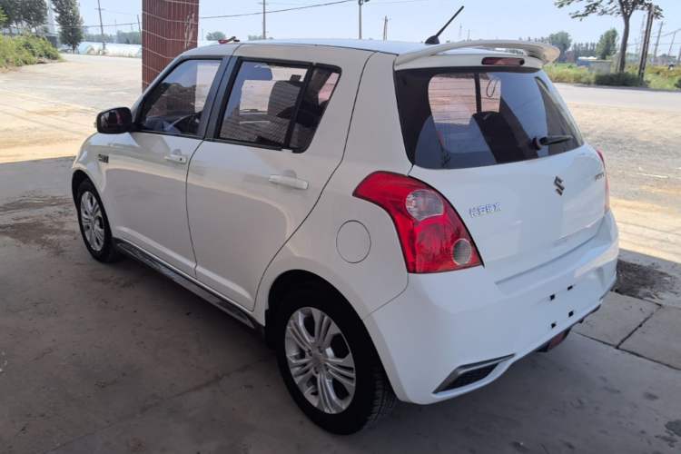 Used Suzuki Swift 2014 1.5L Automatic Fashion Edition Rear Left 45 Deg