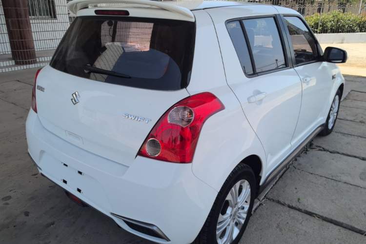 Used Suzuki Swift 2014 1.5L Automatic Fashion Edition Rear Right 45 Deg