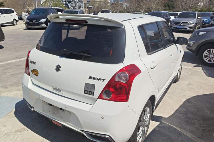 Used Suzuki Swift 2014 1.5L Automatic Fashion Edition Rear Right 45 Deg