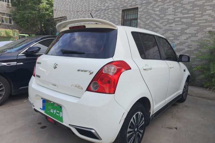Used Suzuki Swift 2014 1.5L Manual Fashion Edition Rear Right 45 Deg