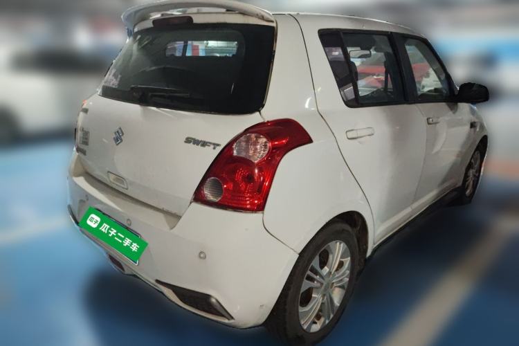 Used Suzuki Swift 2014 1.5L Automatic Fashion Edition Rear Right 45 Deg