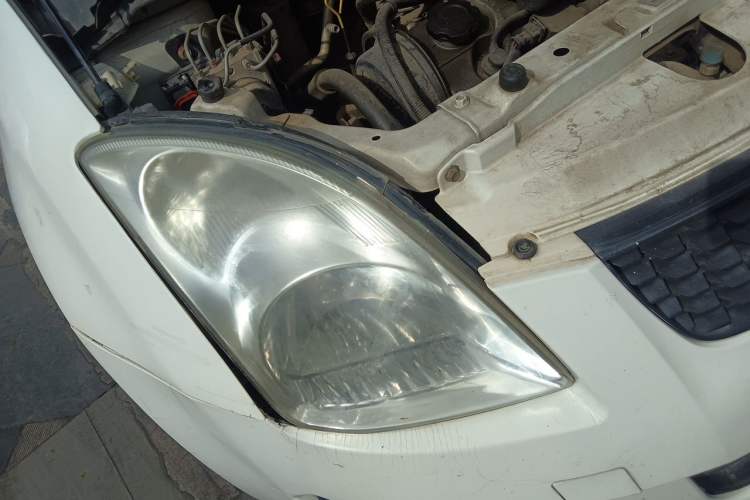 Used Suzuki Swift 2014 1.3L Manual Standard Edition Right Front Headlight