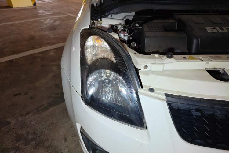 Used Suzuki Swift 2014 1.5L Manual Fashion Edition Right Front Headlight