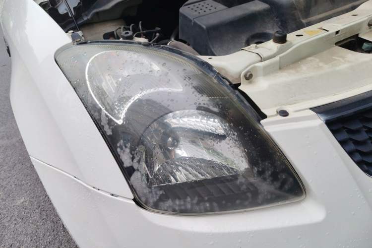 Used Suzuki Swift 2014 1.5L Automatic Fashion Edition Right Front Headlight
