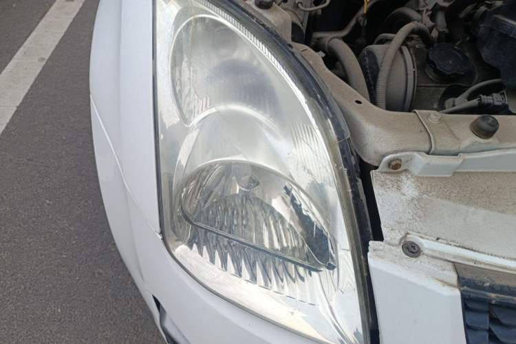 Used Suzuki Swift 2014 1.3L Manual Standard Edition Right Front Headlight
